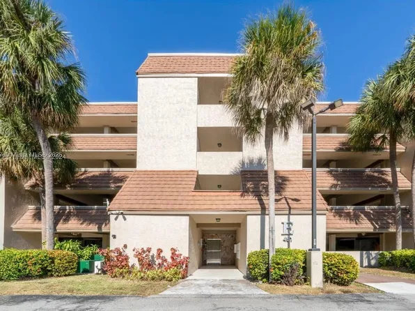 461 Ives Dairy Rd APT 402-2, Miami, FL 33179