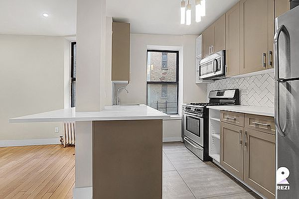 1st image of 529 W 158th St APT 3B