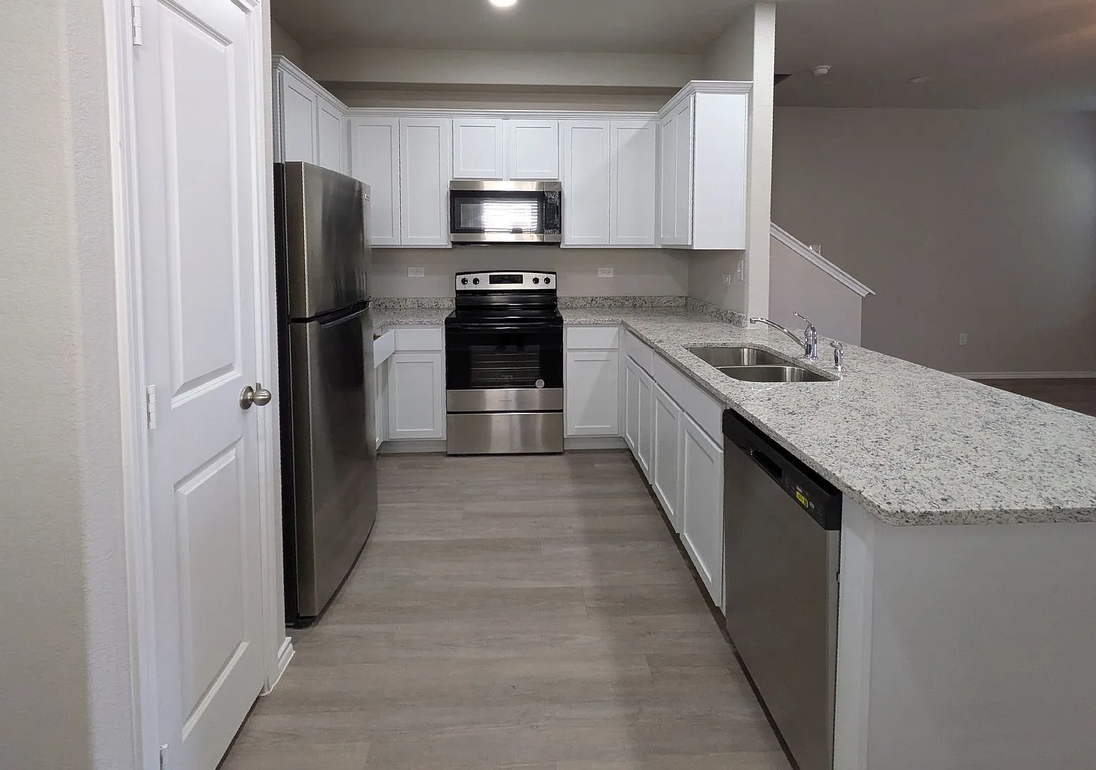 5330 Lisa Point #1 — Photo 4