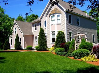 6 Nashoba Dr, Chelmsford, MA 01824