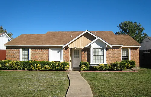 2406 High Hollow Dr Photo 1