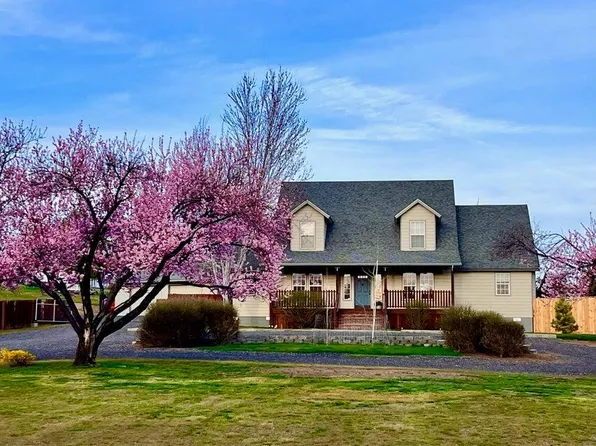 2825 S Adams Dr, Madras, OR 97741