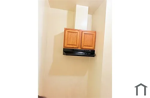 2219 Wall St #11 Photo 1