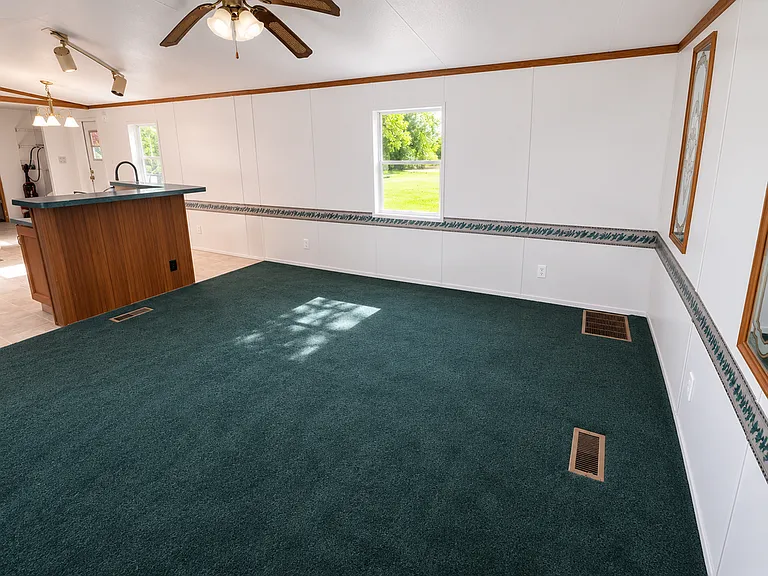 11226 Greenwood Rd — Photo 7