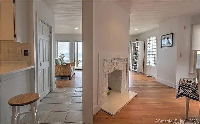 15 Merwin Ave — Photo 11
