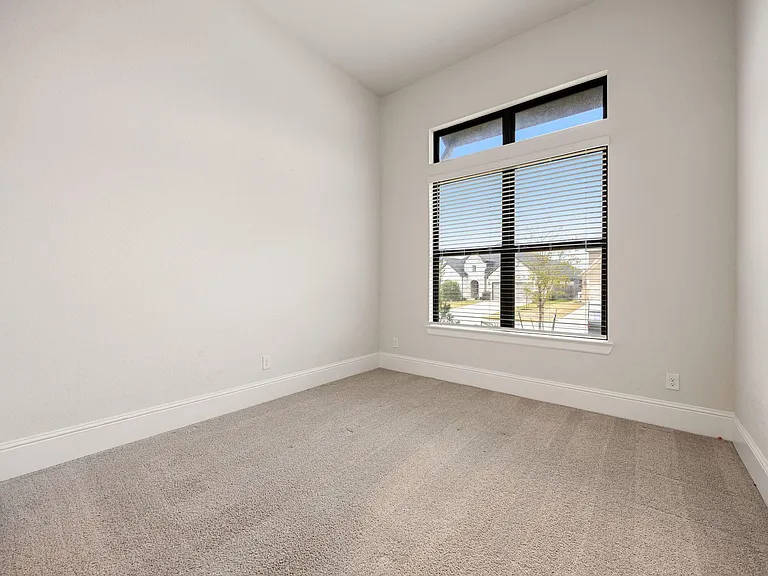 734 Platinum Stone Ln — Photo 16