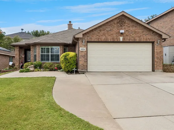 9809 Jericho Ln, Fort Worth, TX 76108