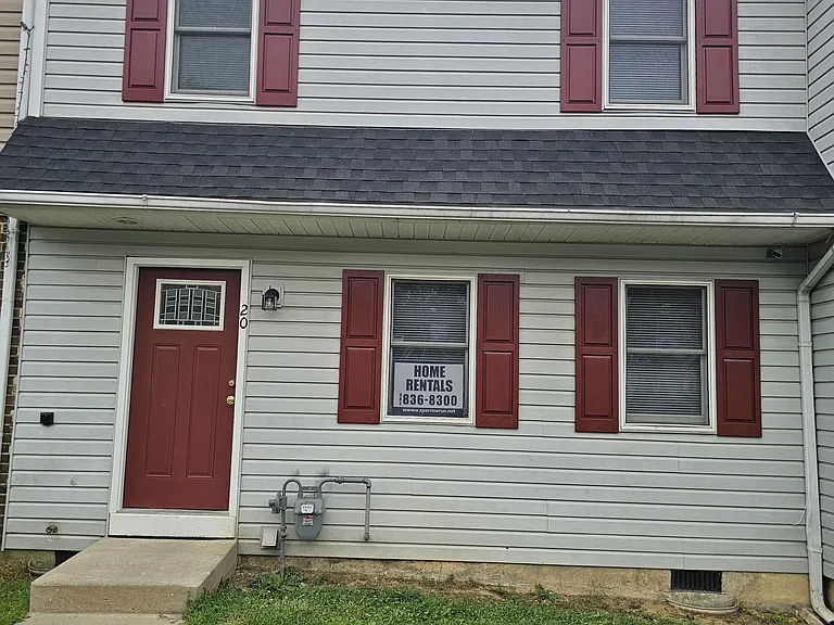 20 Curlew Cir #20 — Photo 1