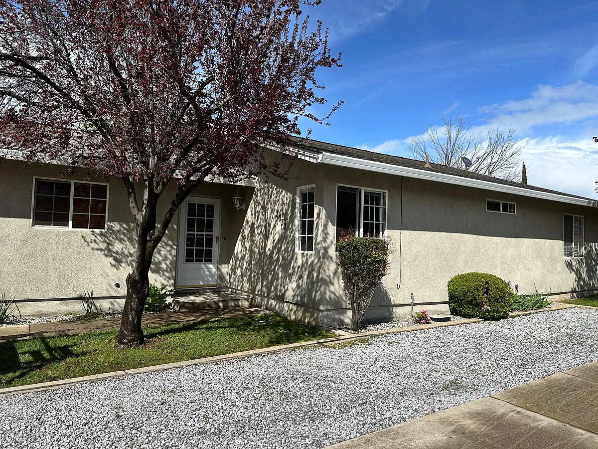Building Photo - 3037 Middleton Ln