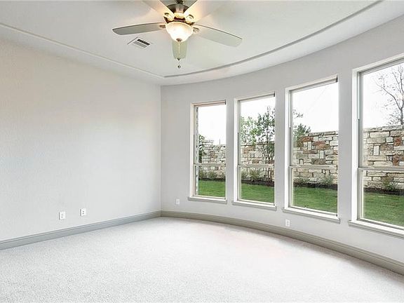 4th image of 4457 Tall Knight Ln
