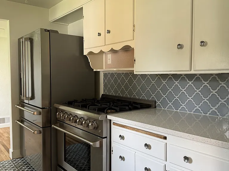 614 N Archer St — Photo 7
