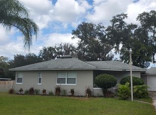285 W Retta St, De Leon Springs, FL 32130