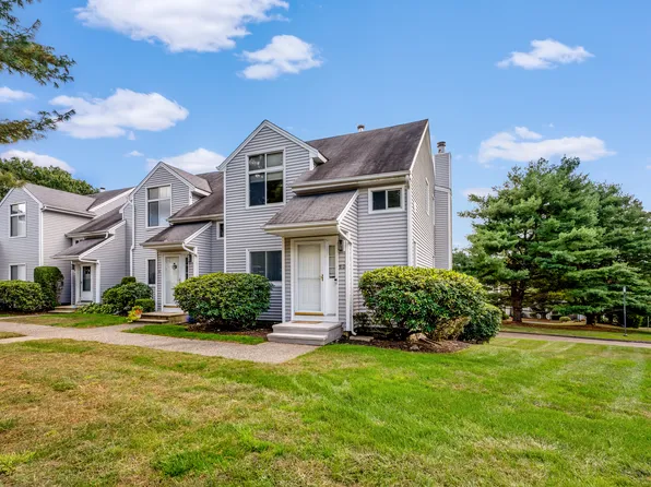 11 Lilac Drive #D, Seymour, CT 06483