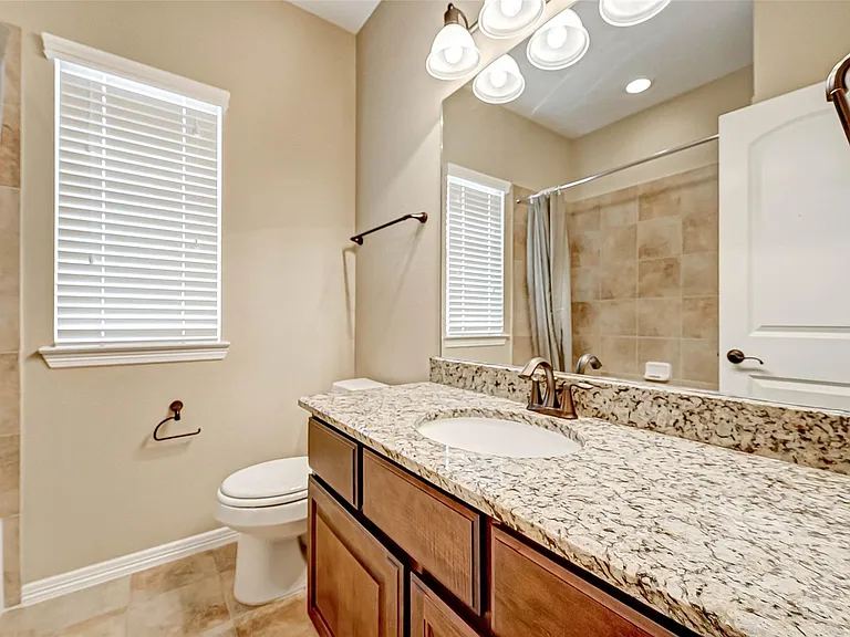2914 Cotswold Ln — Photo 27