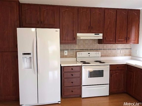 2nd image of 3354 Zorina Way