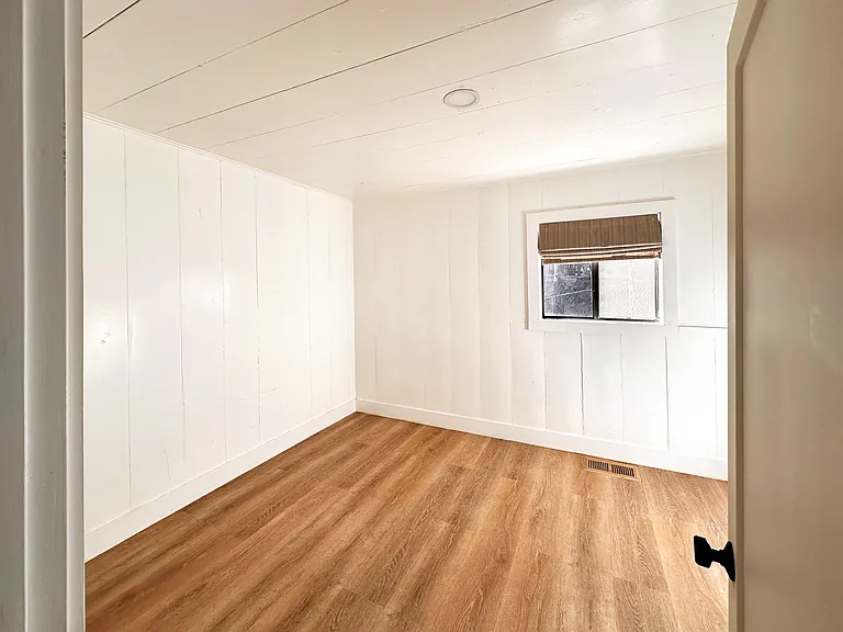 Bedroom2