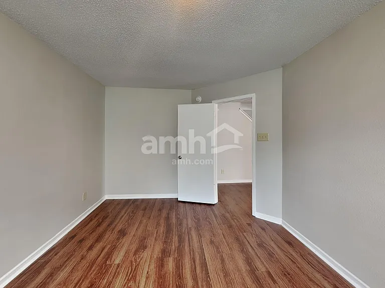 10296 Kings Gap Way — Photo 12
