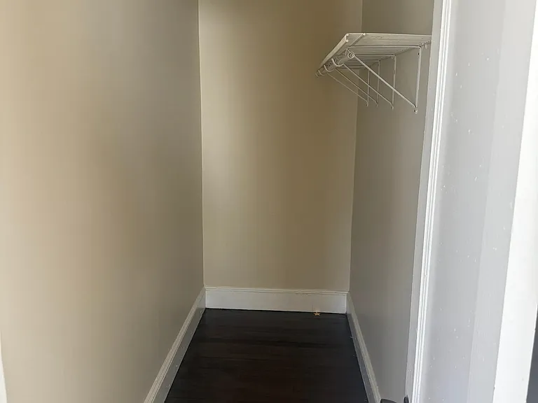 49 Fairfield St #2 — Photo 17