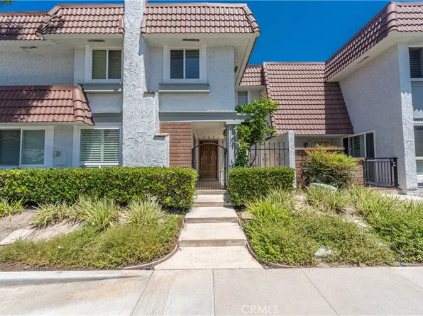 11356 Grand Manan Dr, Cypress, CA 90630