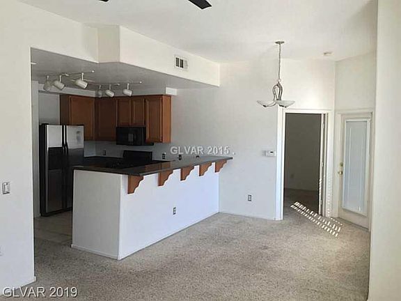 4th image of 10245 S Maryland Pkwy Unit 236