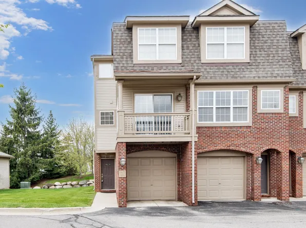 2701 Barclay Way, Ann Arbor, MI 48105