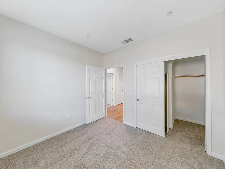 Luxe Ripon Apartments — Photo 23