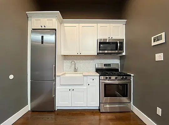 Rented by EXR | media 2