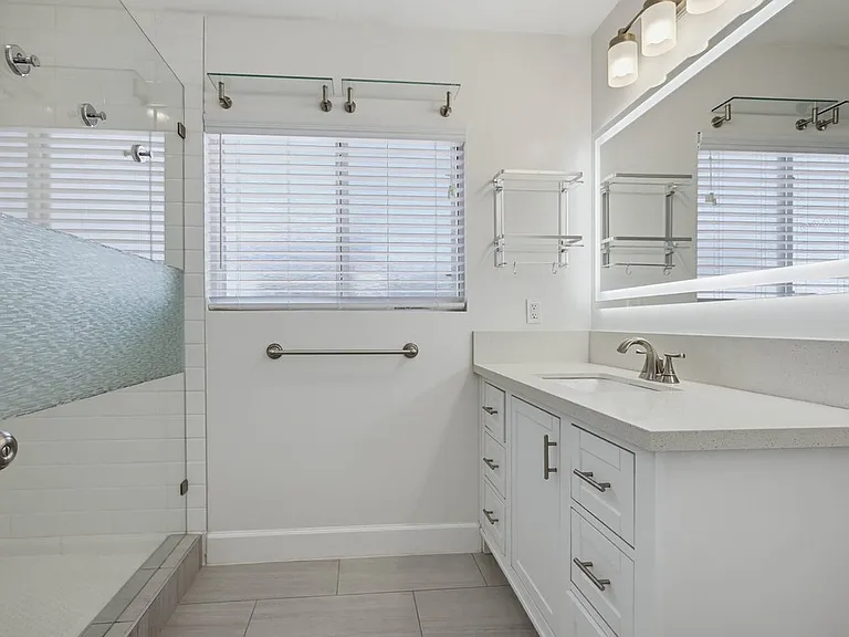 6102 Glacier Dr — Photo 14