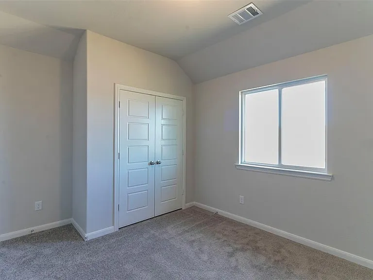 901 King St — Photo 14