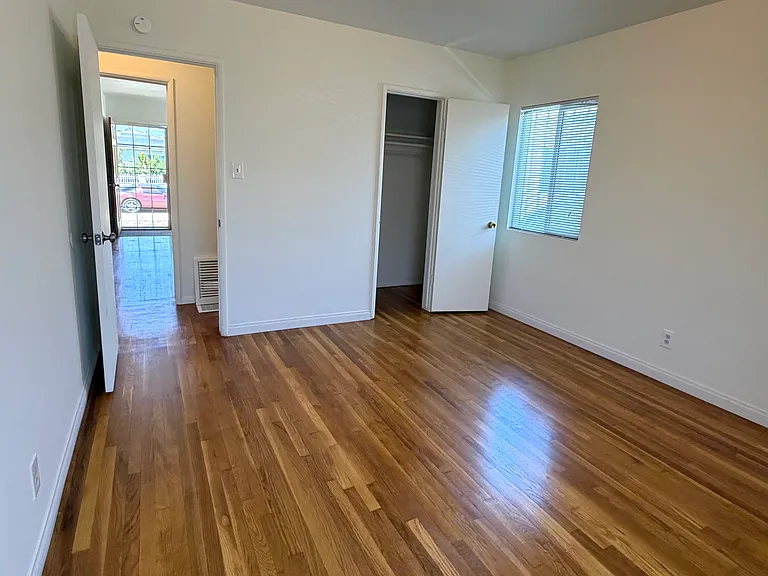 Bedroom 1
(Recamara 1)