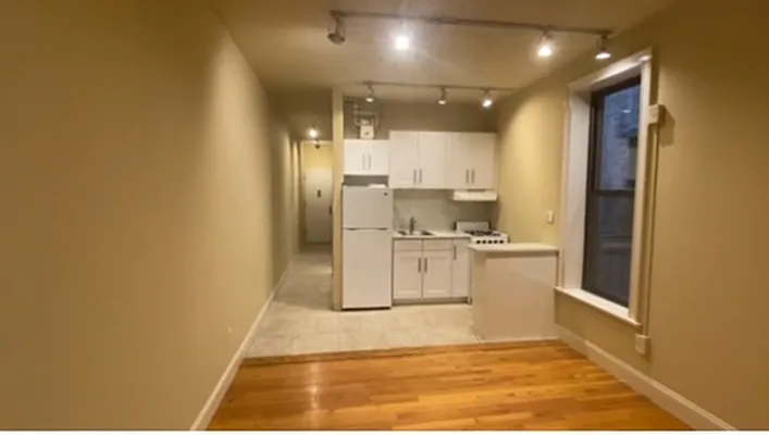 Rented by Manhattan Dwelling Corporation | media 8