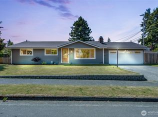 320 E Maple St, Arlington, WA 98223