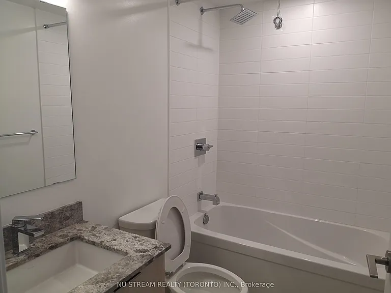 501 Yonge St #2504 — Photo 6