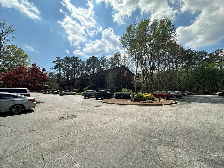 303 River Run Dr — Photo 36