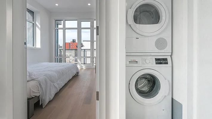 Rented by Nooklyn NYC LLC | media 12