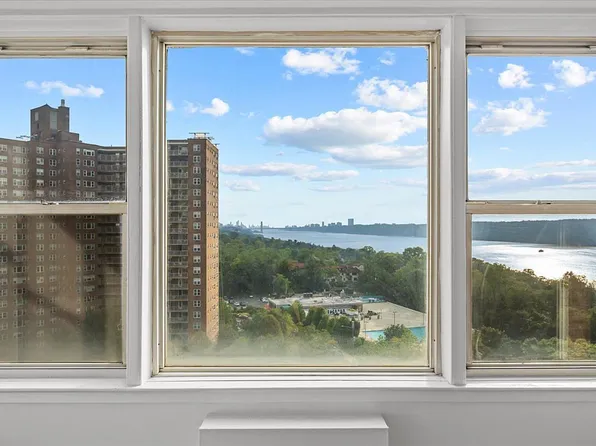5800 Arlington Ave APT 11T, Bronx, NY 10471
