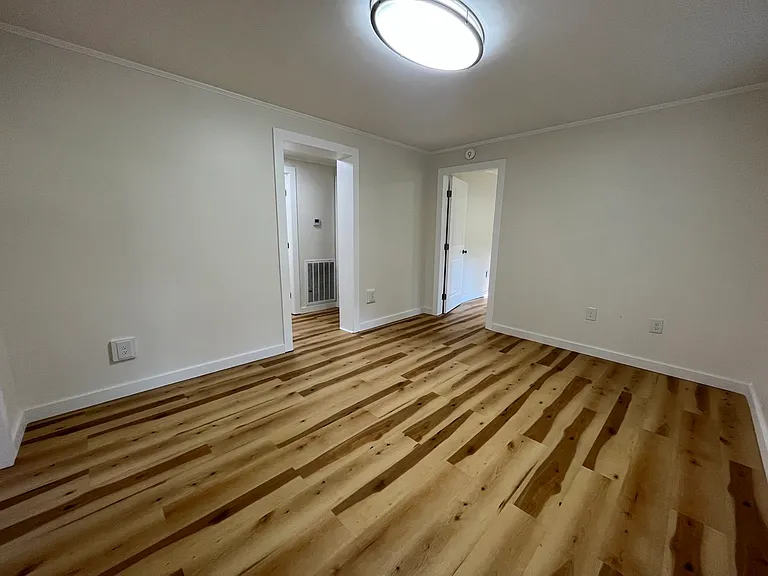1308 Tranbarger Dr — Photo 5
