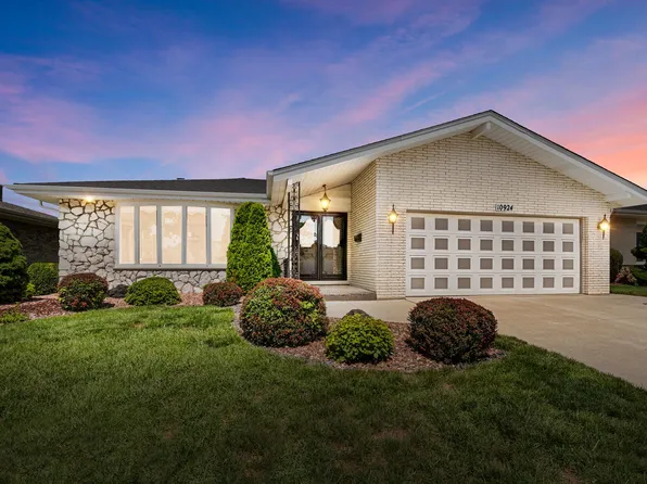 10924 Lancaster St, Westchester, IL 60154