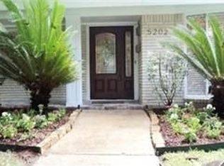 5202 Imogene St, Houston, TX 77096