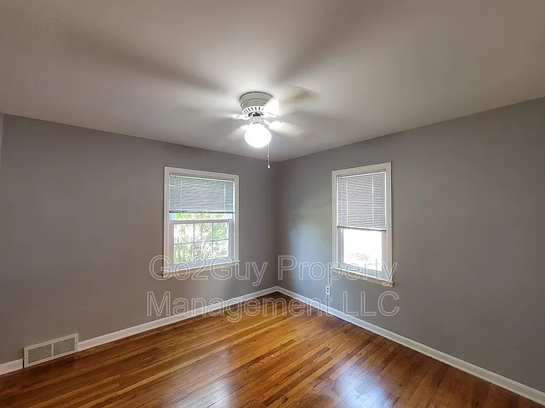 23331 Oak St — Photo 22