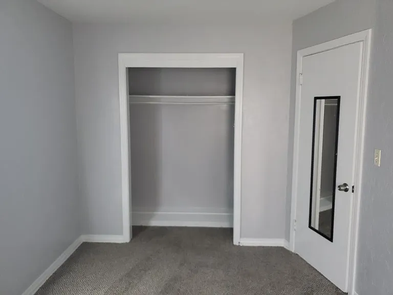 7001 NW 57th St — Photo 15