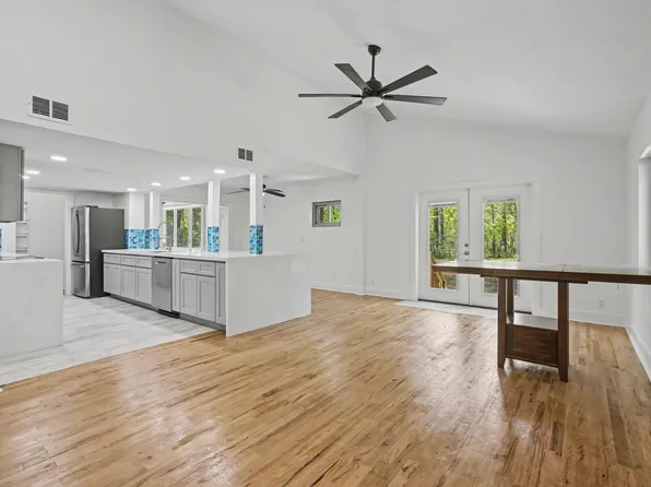 473 Beechwood Dr, Crawfordville, FL 32327