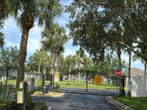 5376 Oakland Lake Cir, Fort Pierce, FL 34951