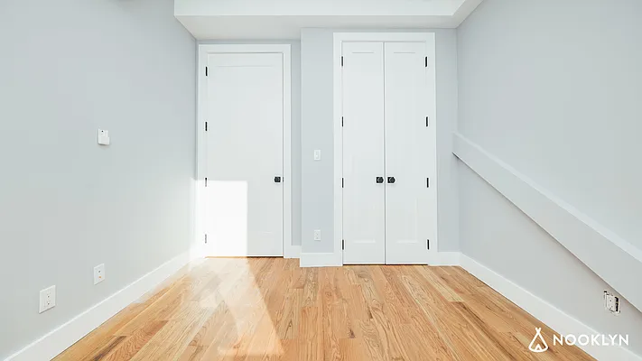 Rented by Nooklyn NYC LLC | media 3