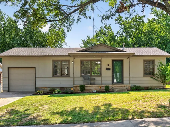 3407 S Walnut Creek Dr, Sand Springs, OK 74063