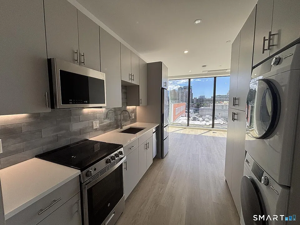 470 Summer St #209