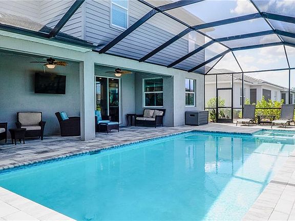 2nd image of 2429 Fallglo ST