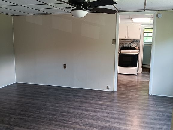 5th image of 195 Johns Estate Rd #1