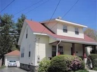 14 Touraine St, Worcester, MA 01604