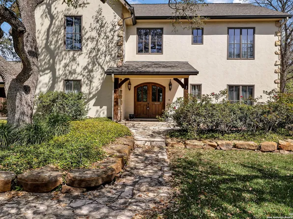 1045 Wiltshire Ave, Terrell Hills, TX 78209